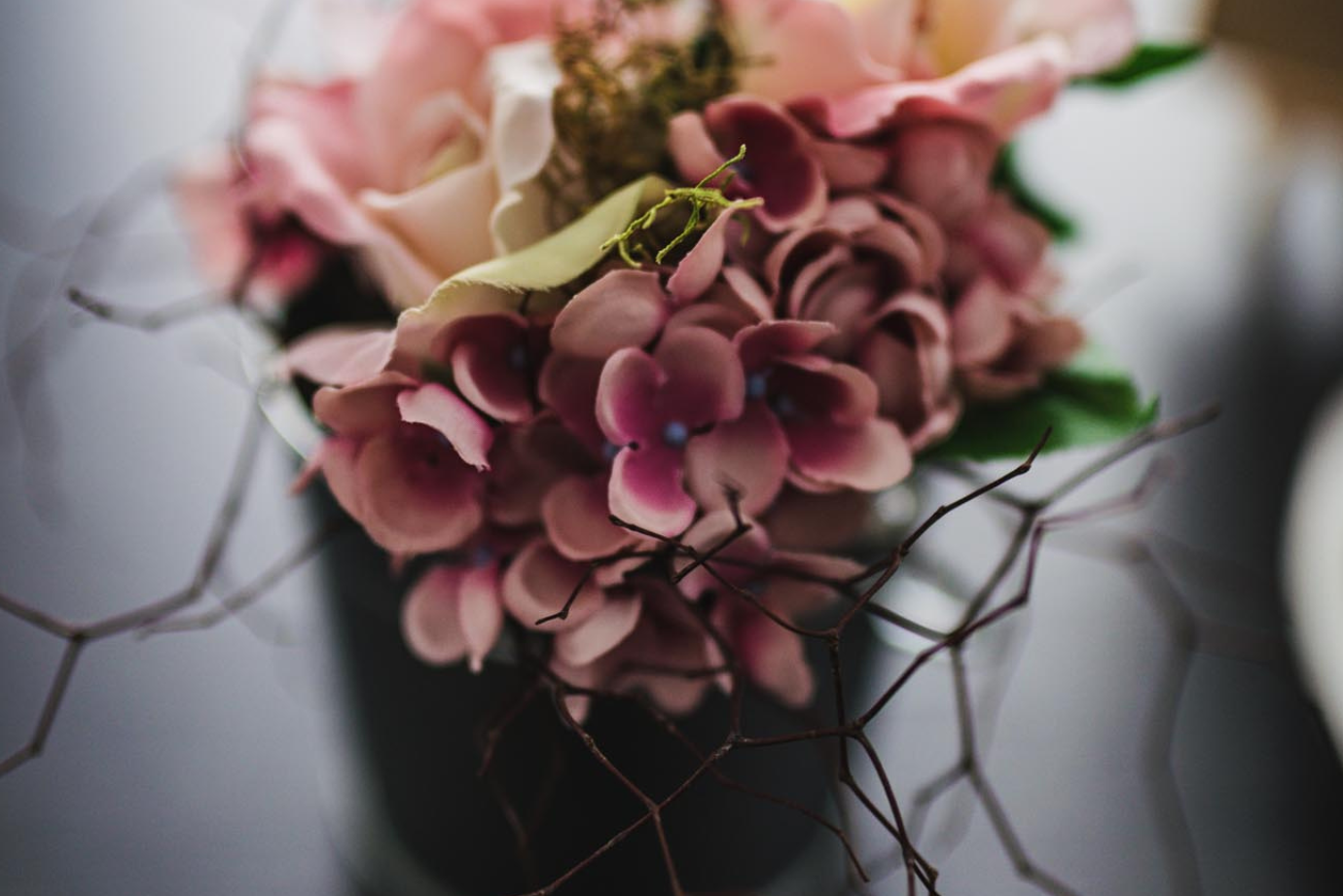 Benefits of using Artificial Flowers in the Workplace